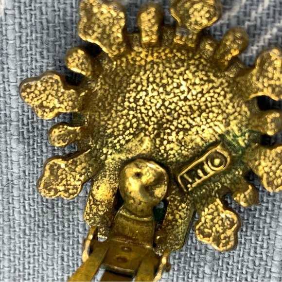 Arthur Pepper SINGLE clip-on earring - Picture 2 of 7